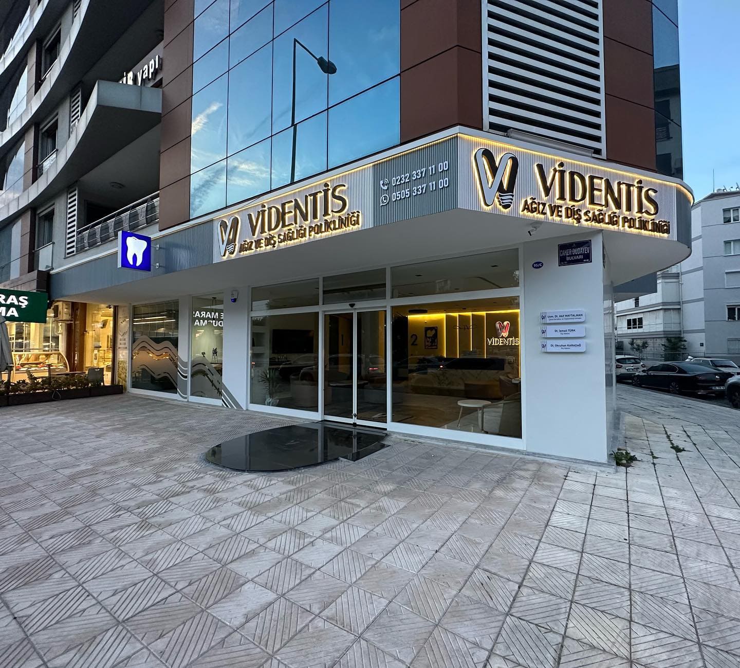 İzmir Kompozit Cephe Kaplama - Detay Görseli