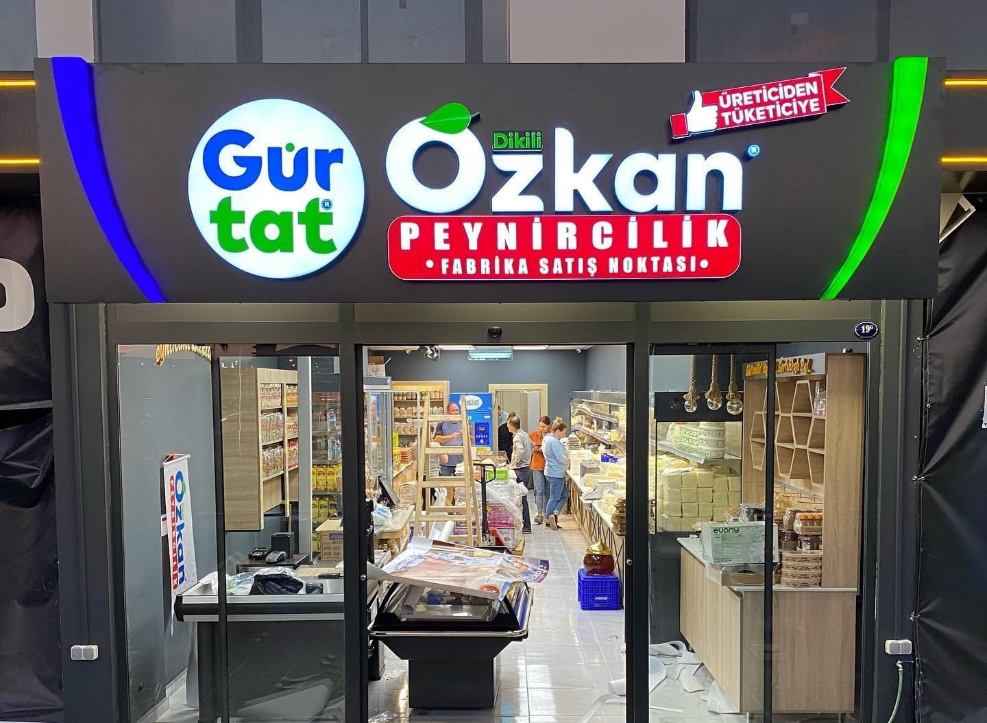 İzmir Kutu Harf Tabela Sistemleri - Detay Görseli